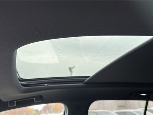 New 2025 Honda Prologue Touring image 11