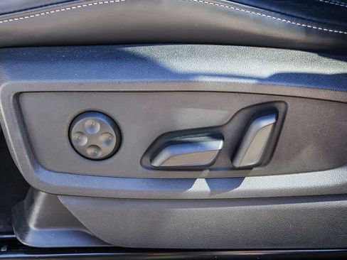 Used 2023 Audi SQ5 Premium Plus w/ Premium Plus Package image 21