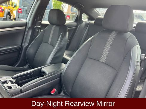 Used 2019 Honda Civic Sport image 12