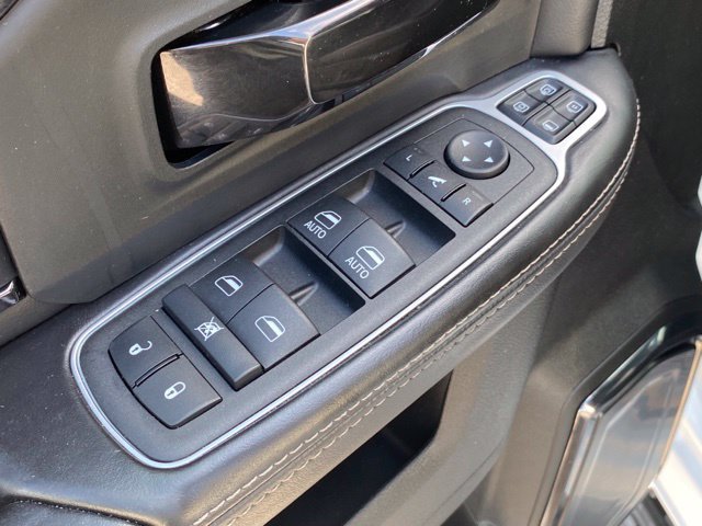 Used 2023 RAM 2500 Limited AWD/4WD image 12