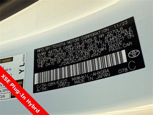 Used 2024 Toyota Prius Prime image 32