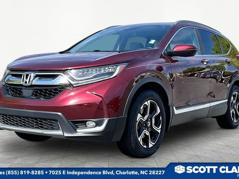 Used 2018 Honda CR-V Touring image 3