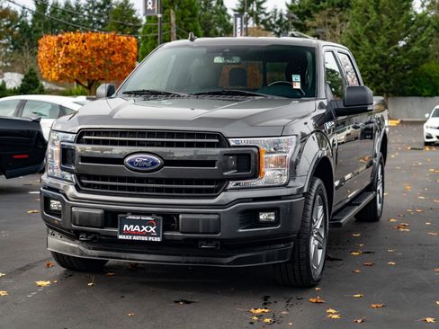 Used 2019 Ford F150 XLT w/ Equipment Group 302A Luxury image 4