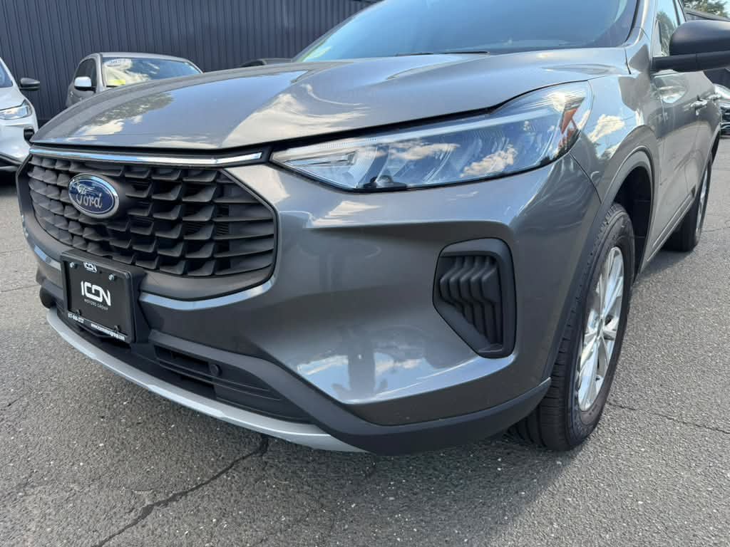 Used 2025 Ford Escape Active AWD/4WD image 20