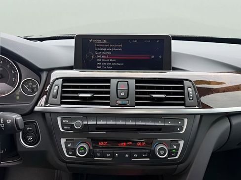 Used 2014 BMW 328i Gran Turismo xDrive w/ M Sport AWD/4WD image 19