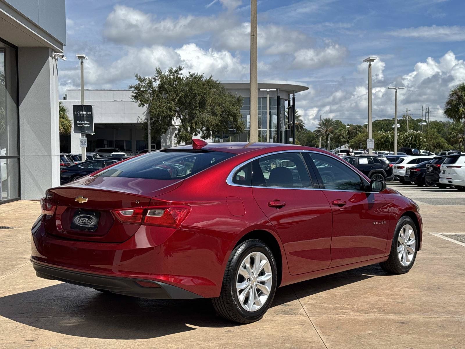 Used 2025 Chevrolet Malibu LT FWD image 3
