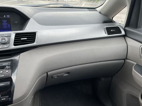 Used 2013 Honda Odyssey EX-L image 16