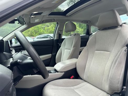 Used 2024 Honda Accord EX image 14