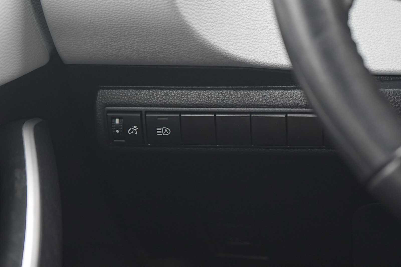 Used 2024 Toyota Corolla SE FWD image 23