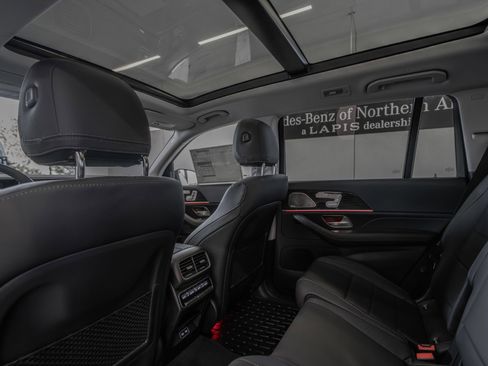 New 2026 Mercedes-Benz GLS 450 4MATIC image 26