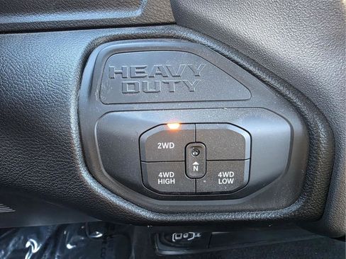 Used 2025 RAM 2500 Big Horn image 41