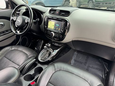 Used 2016 Kia Soul + w/ Primo Package image 20