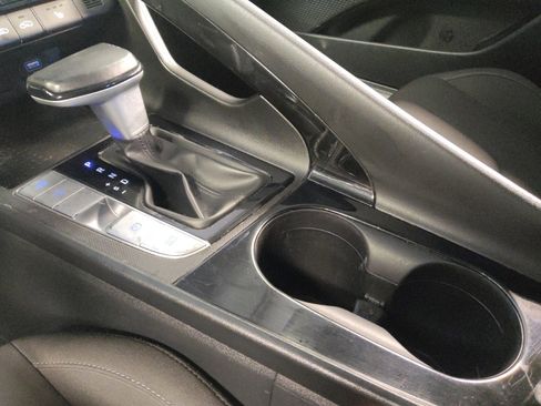 Used 2023 Hyundai Elantra SEL w/ Convenience Package FWD image 26