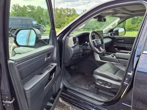 Used 2024 Toyota Tundra Limited AWD/4WD image 20