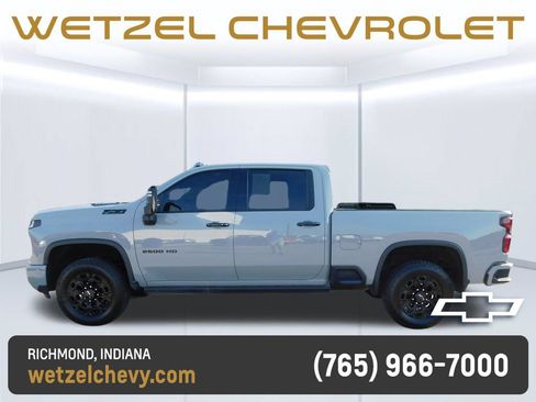 Used 2024 Chevrolet Silverado 2500 LTZ w/ LTZ Plus Package AWD/4WD image 13