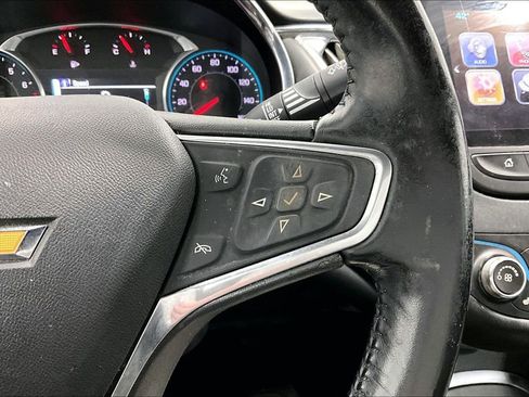 Used 2018 Chevrolet Malibu LT w/ Leather Package image 24