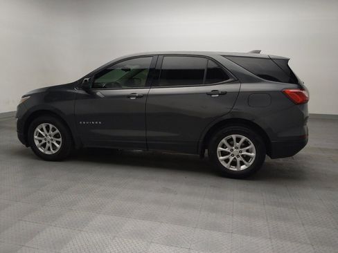 Used 2019 Chevrolet Equinox LS FWD image 3