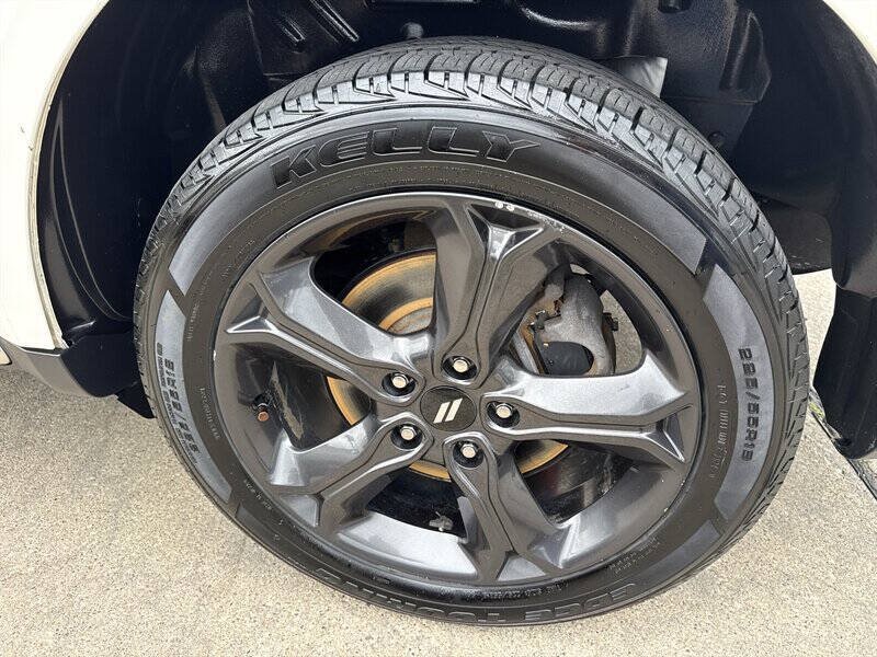 Used 2020 Dodge Journey Crossroad FWD image 15
