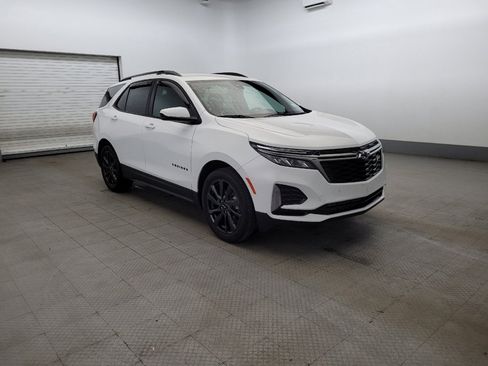 Used 2023 Chevrolet Equinox RS w/ LPO, Floor Liner Package FWD image 13