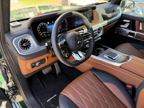 Used 2026 Mercedes-Benz G 63 AMG 4MATIC image 31