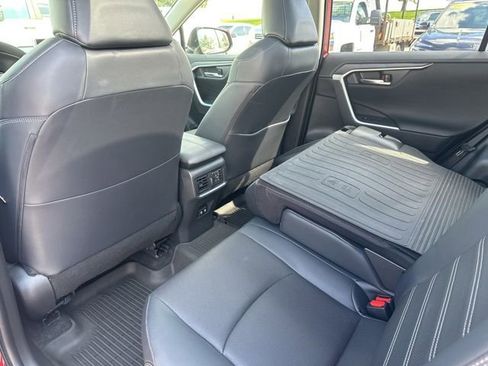 Used 2020 Toyota RAV4 Limited AWD/4WD image 54