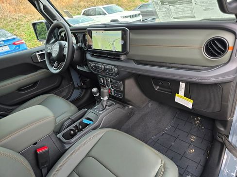 New 2026 Jeep Gladiator Mojave image 25