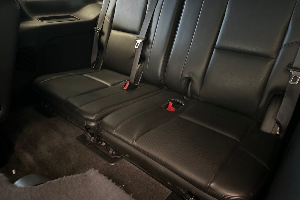 Used 2013 Chevrolet Tahoe LTZ RWD image 15