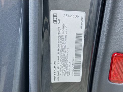 Certified 2025 Audi A6 2.0T Premium image 33