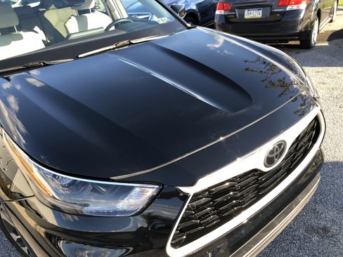 Used 2022 Toyota Highlander XLE image 14