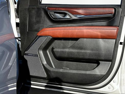 Used 2023 GMC Yukon Denali Ultimate image 19