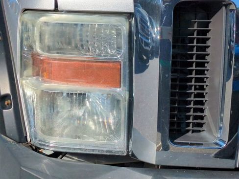 Used 2010 Ford F250 XLT image 8