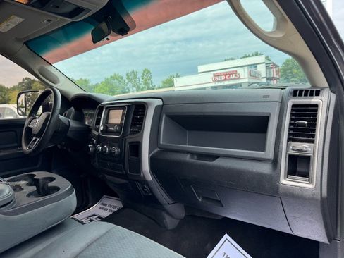 Used 2017 RAM 1500 ST w/ SXT Appearance Group AWD/4WD image 19
