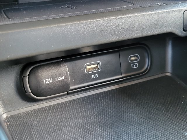 Used 2023 Kia Soul GT-Line FWD image 16