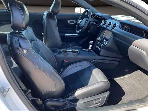 Used 2020 Ford Mustang GT Premium w/ Equipment Group 401A image 7