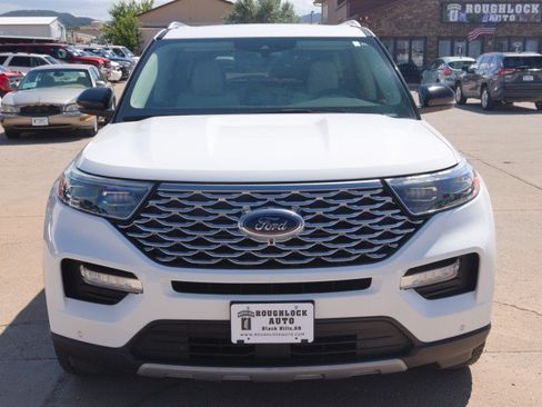 Used 2020 Ford Explorer Platinum w/ Premium Technology Package AWD/4WD image 6