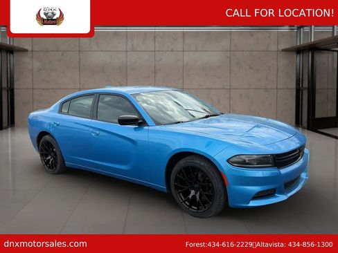 Used 2023 Dodge Charger SXT RWD image 7