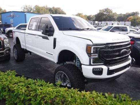 Used 2022 Ford F250 Lariat w/ Black Appearance Package AWD/4WD image 6