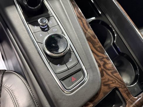 Used 2021 Cadillac Escalade Sport Platinum w/ Heavy-Duty Trailer Package image 33