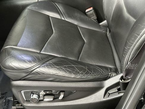 Used 2015 Cadillac Escalade ESV Platinum image 12