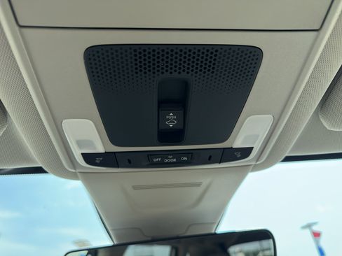 Used 2024 Honda CR-V EX-L image 26
