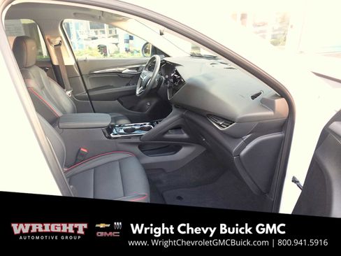 Used 2022 Buick Envision Essence w/ Sport Touring Package image 30
