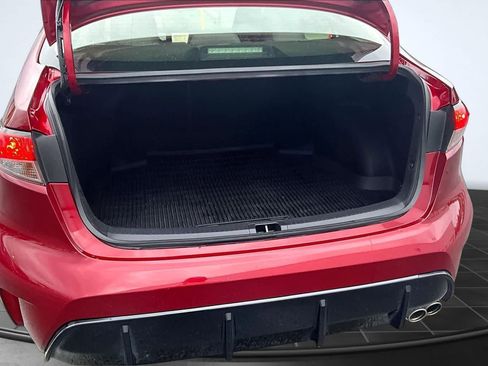 Used 2025 Toyota Corolla SE w/ Convenience Package FWD image 19