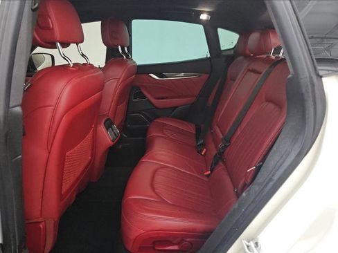 Used 2022 Maserati Levante GT image 3