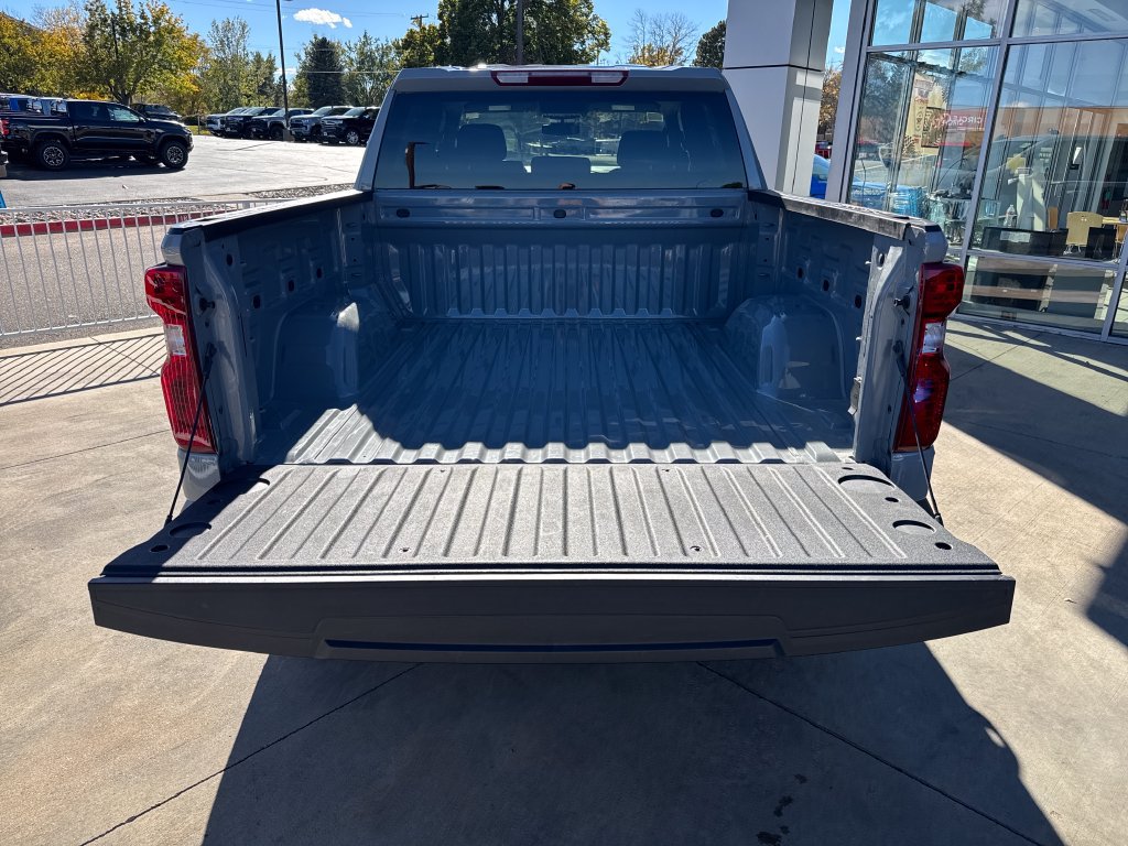 Used 2024 Chevrolet Silverado 1500 LT AWD/4WD image 27