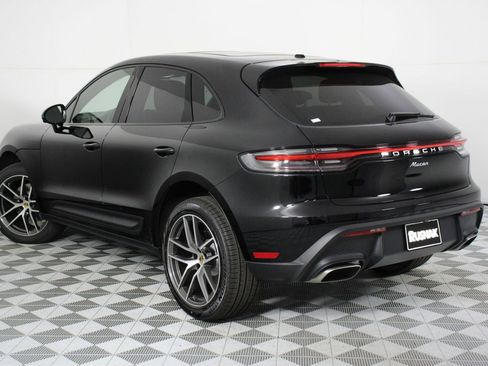 New 2026 Porsche Macan image 3