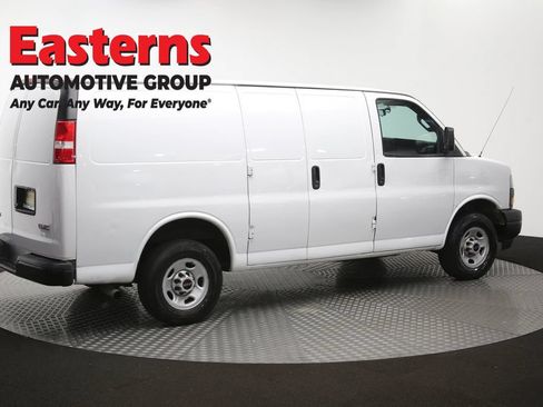 Used 2022 GMC Savana 2500 RWD image 35