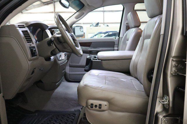 Used 2009 Dodge Ram 2500 Truck Laramie AWD/4WD image 6