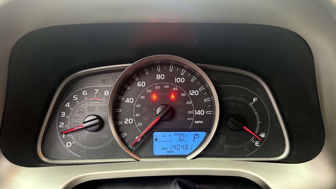 Used 2015 Toyota RAV4 LE FWD image 11