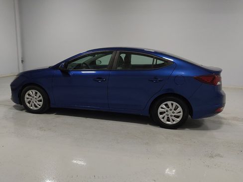 Used 2019 Hyundai Elantra SE FWD image 3