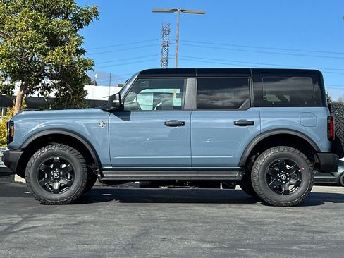 New 2025 Ford Bronco Outer Banks image 7